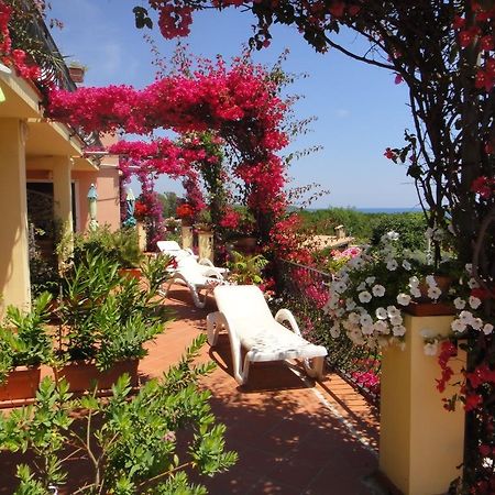 Hotel Domus De Janas Sul Mare Bari Sardo Zewnętrze zdjęcie