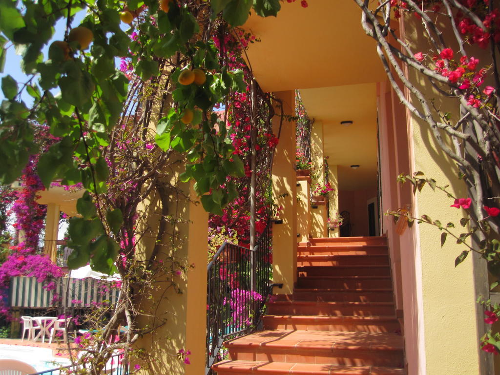 Hotel Domus De Janas Sul Mare Bari Sardo Zewnętrze zdjęcie