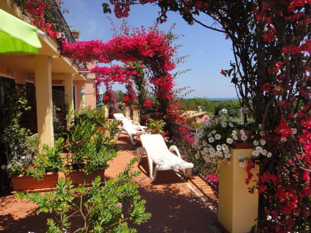 Hotel Domus De Janas Sul Mare Bari Sardo Zewnętrze zdjęcie